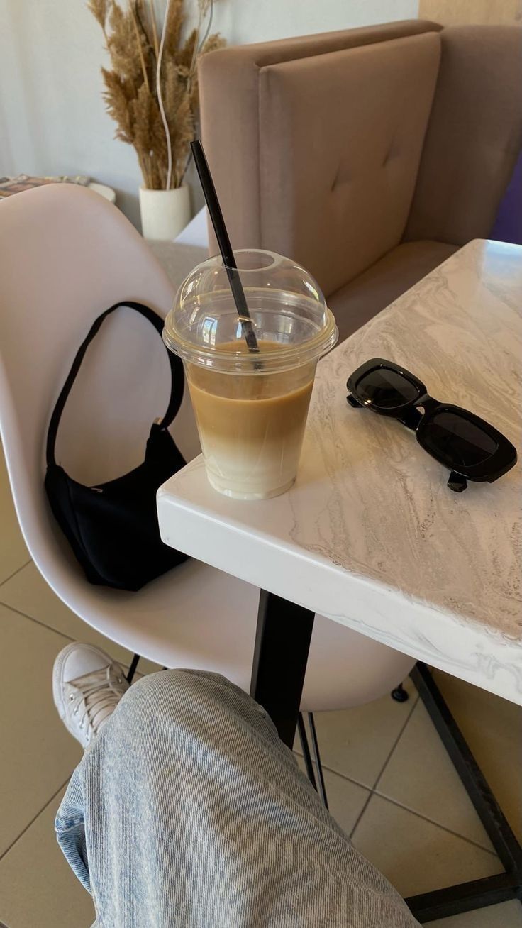 Top 99+ hình nền điện thoại cho các tín đồ mê "Cafe"