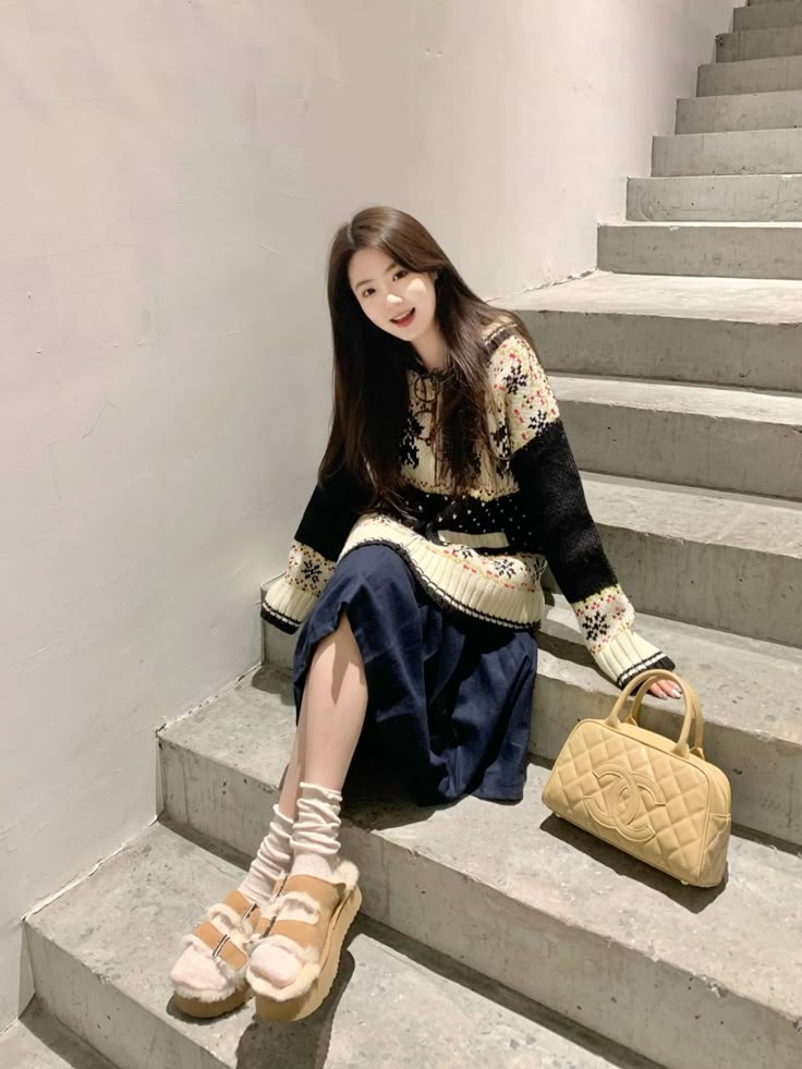 Ngắm nhìn 70+ outfit hot hit nhất 2025 của Tỷ tỷ xinh đẹp, nhẹ nhàng